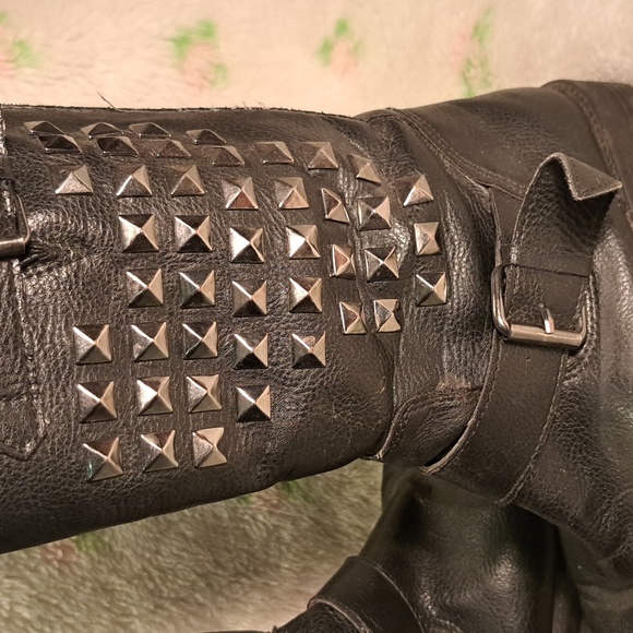 Biker studded boots - Picture 2 of 6